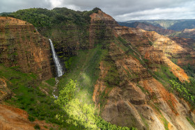 Waimea Canyon - Kauai - Hawaii - Copyright by Dirk Paul