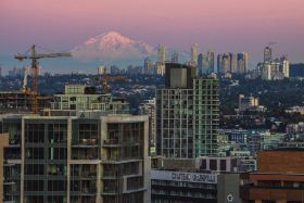 Kanada - Vancouver mit Blick auf Burnaby und den Eagle Mountain - Copyright by Dirk Paul : 2018, Kanada