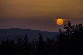 Sonnenaufgang im Elbsandsteingebirge, Copyright 2018 by Dirk Paul