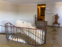 Ein Treppenhaus im Kloster